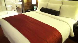 Dr. Kucho! @ Marriot Hotel Pune, India (room tour video)