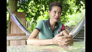 Play video: Anicia Berton - "Si on se laisse faire aujourd'hui, ce sont nos enfants qui vont subir"