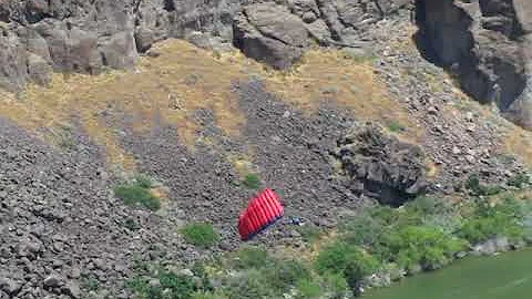 Paraglider at Perrine Bridge