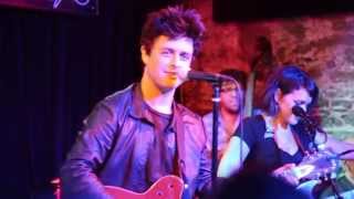 Billie Joe Armstrong & Norah Jones - Down in the Willow Garden (New York City 2015) chords