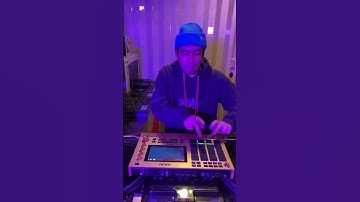 人四的 Finger Drumming | Akai MPC LIVE II | #fingerdrumming #手指鼓 #mpc #mpclive2 #hiphop #trap #周湯豪