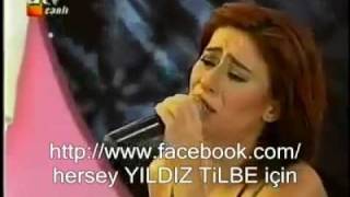 Yıldız Tilbe - Neden Saçların Beyazlamış Arkadaş Canli