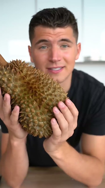 Tasting The World's Smelliest Fruit (Durian)