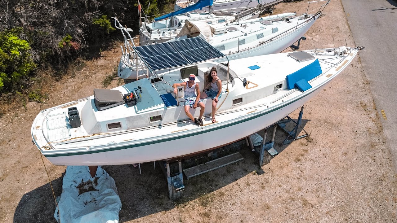 We Finally Installed Solar Panels on Our 1€ Abandoned Boat!