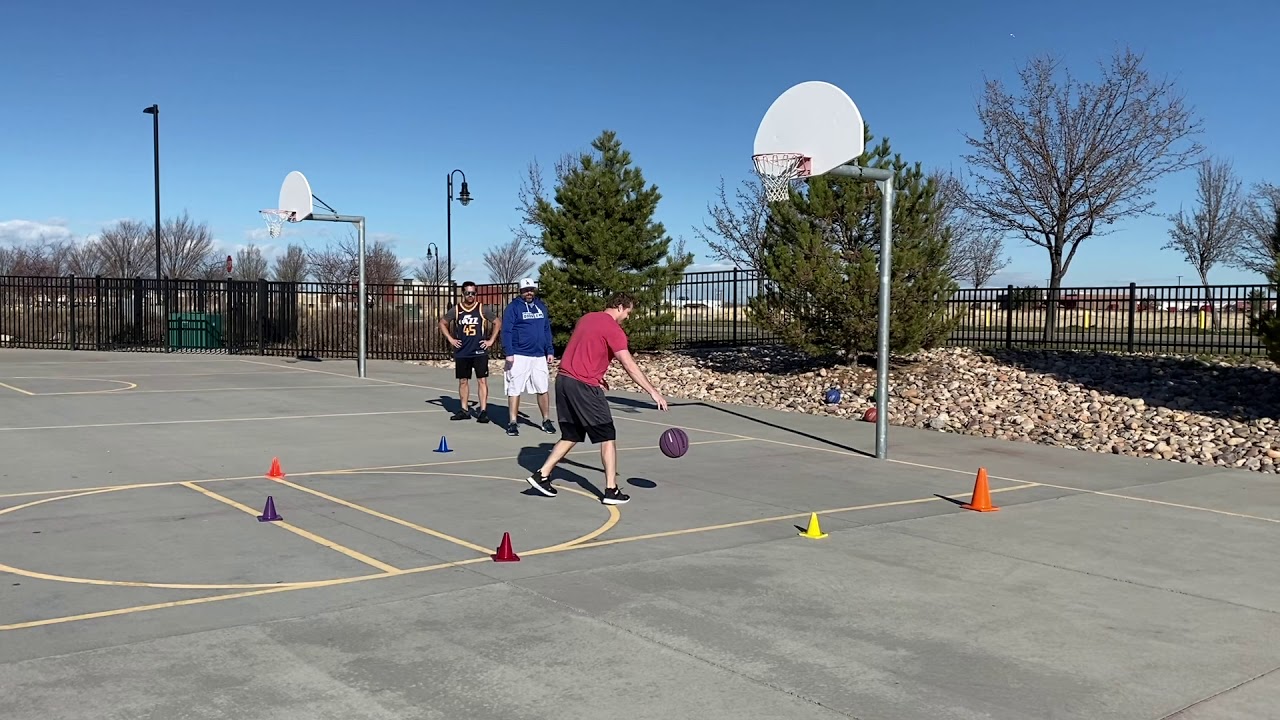 Basketball Games to Play With Two or Three People - SportsRec