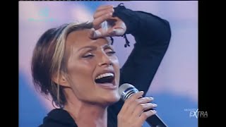 Anna Oxa - Un'emozione da poco - Festivalbar 2001 Benevento (HD)