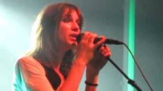 Charlotte Gainsbourg, La Cigale 8/07 &quot;Le Chat du Café des Artistes&quot;