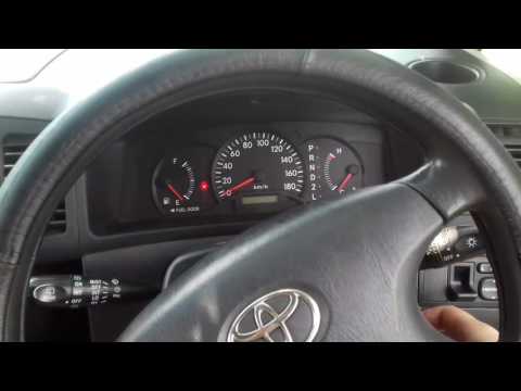 Video: Vilken typ av olja tar en Toyota Corolla 2002?