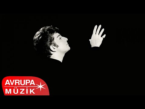 Zeki Müren - Kırmızı Gülün Alı Var (Official Audio)