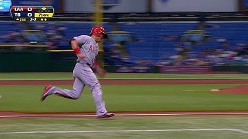 LAA@KC: Jimenez smacks a run-scoring single