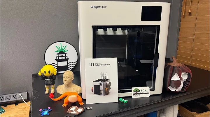 SnapMaker U1 3D Printer in use of multi-materials 