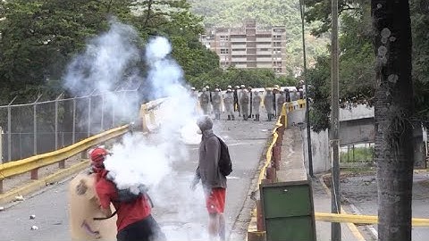 Tensión deja dos muertos y decenas de heridos en Venezuela