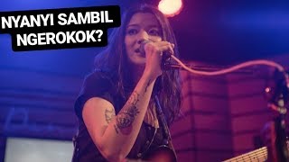 Danilla Riyadi - Terpaut Oleh Waktu (LIVE)