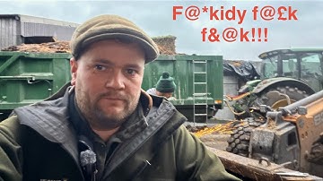 Lorry stuck, broken gate, trailer stuck….-and it goes on 🤣