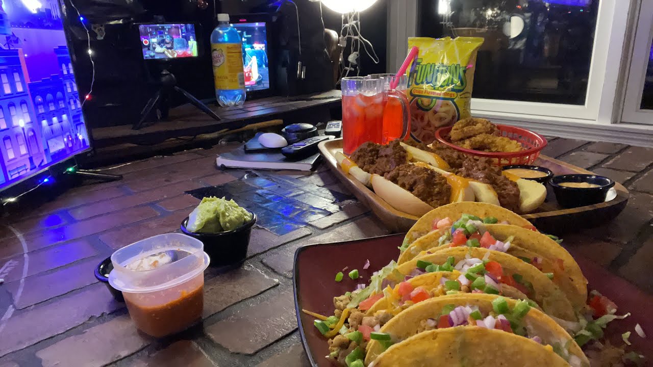 Funyon Rings & Sloppy Joes / Chicken Tacos - YouTube