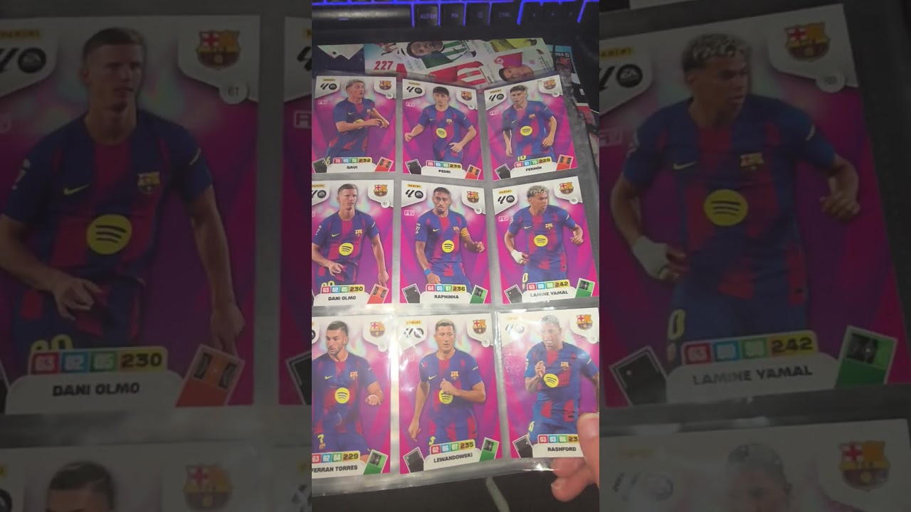 Colocando cartas adrenalyn xl 26 jugadores escudos y estadios #1