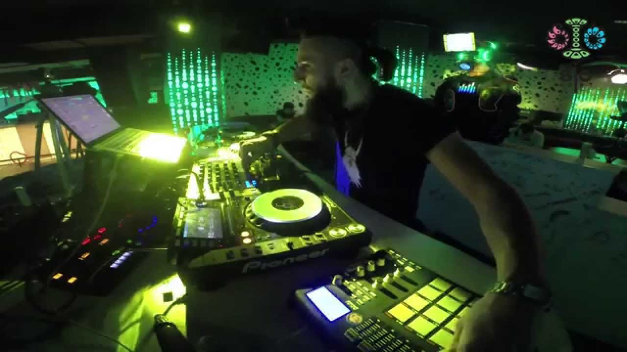Stepan Repin aka DanceBot (EDM live) @ BioRoom