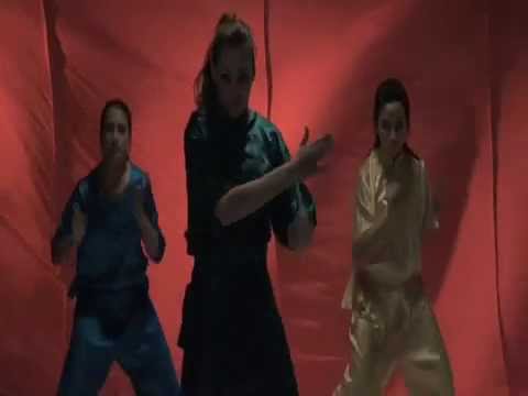 DJ Nicky ft. Derenzo - Kung Fu Fighting (Kung Fu Panda) (Officiële video)