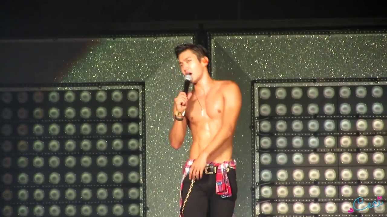 130824 SS5 Shanghai - Rockstar 2 (Hyukjae & Siwon)