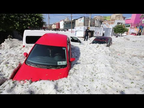 Video: Ein Ungewöhnlicher Sommerhagelsturm Begrub Eine Mexikanische Stadt Unter 3 Fuß Eis