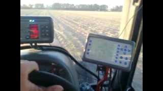 GPS Fertilizer Spreading  Valtra T171+Vicon Rota Flow