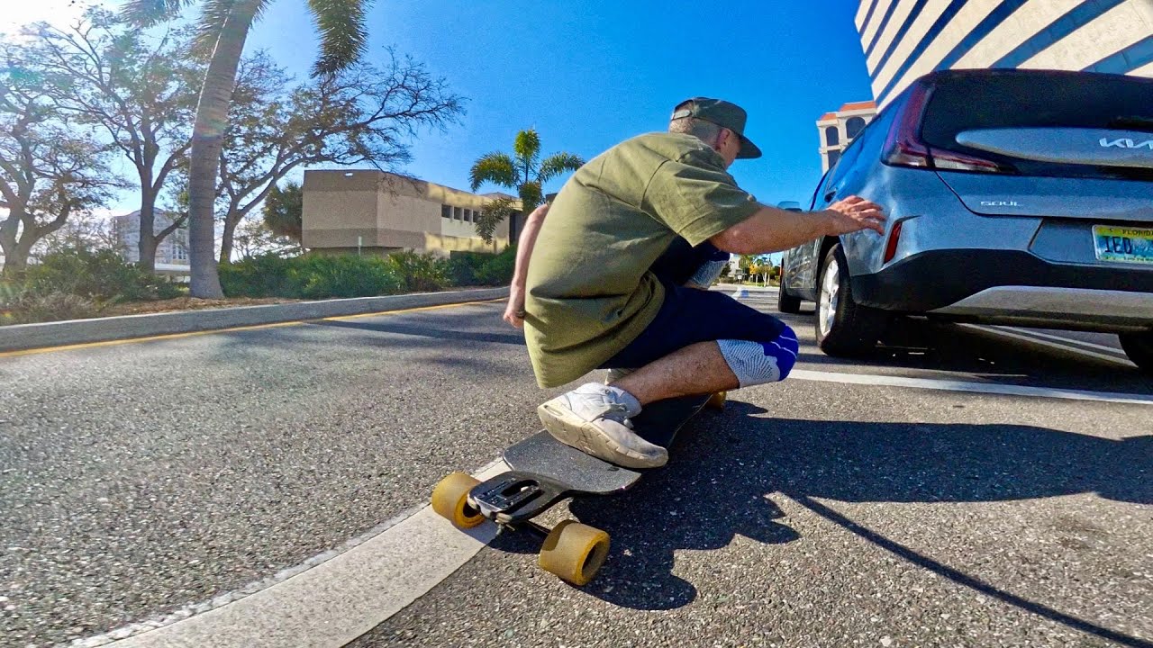 Street Longboarding Comeback After 2 Months Was I Rusty? / Chill longboard ￼Skating in Sarasota 