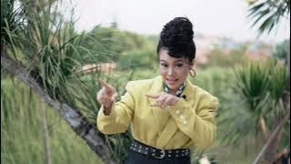 Download lagu Di Balik “Tak Kuduga” Video Clip Erwin Gutawa & Yura Yunita