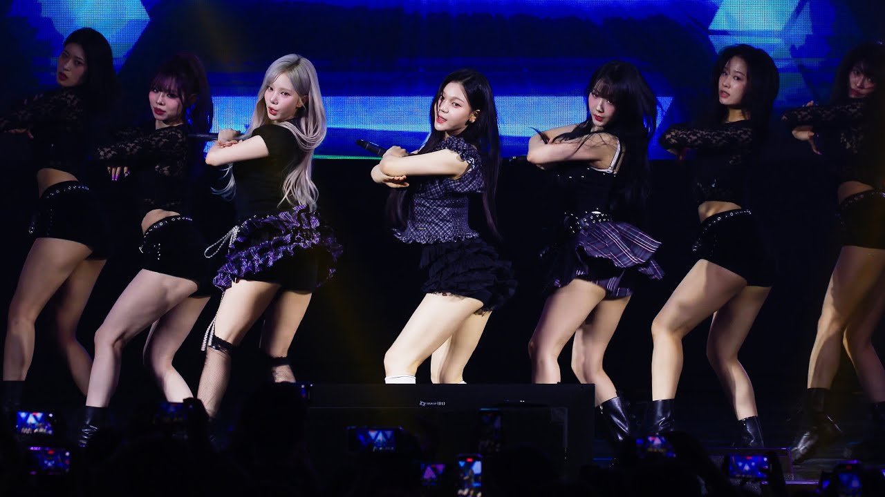 250523 비비지 VIVIZ Full ver 'BOP BOP! + PULL UP + 늘 지금처럼 + Shhh! + MANIAC' 8K 직캠 @경민대 축제