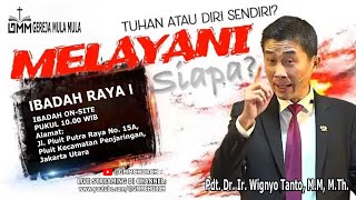 Melayani Siapa \