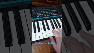 Nađi novu ljubav na sintisajzeru