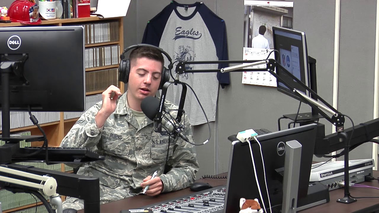 THE GREAT DEBATE: American Football (Eagle 810)