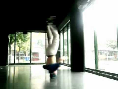 Bboy Andi Headspin Practice 2011