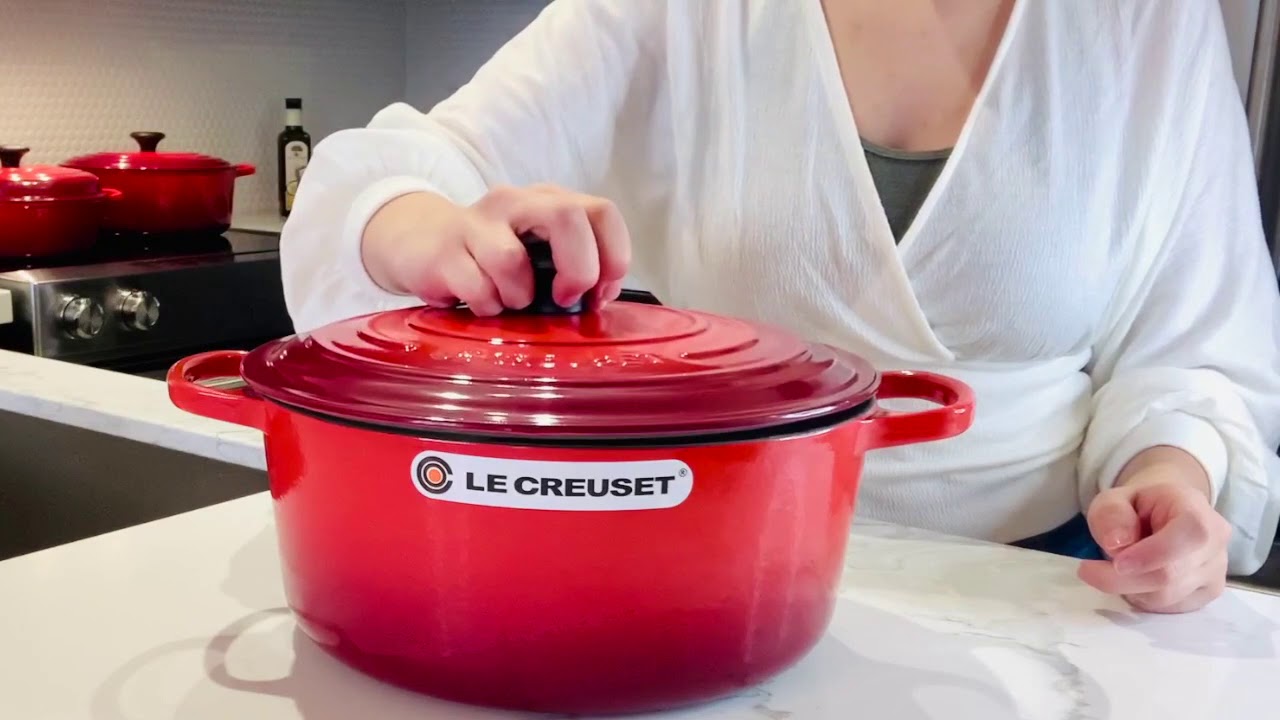 farve Uafhængig Konklusion Le Creuset - 4.2L Cherry Red / Cerise French/ Dutch Oven (24cm) —  Consiglio's Kitchenware