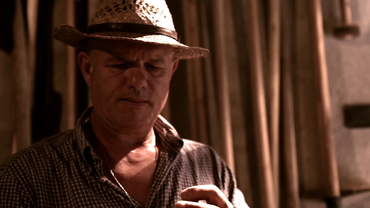 Riscoprire un Mestiere Antico: il Cestaio