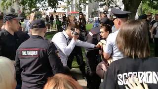 Задержания на митинге 5 мая в Краснодаре #ОнНамНеЦарь #БЕССРОЧНЫЙМИТИНГ