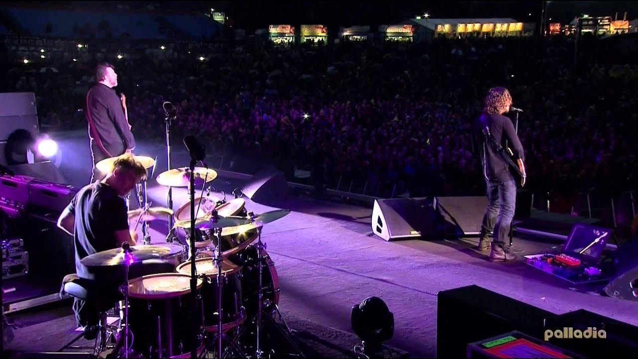 Soundgarden - "Fell on Black Days" Live @ Hard Rock Calling 2012 Soundgarden - "Fell on Black Days" Live @ Hard Rock Calling 2012