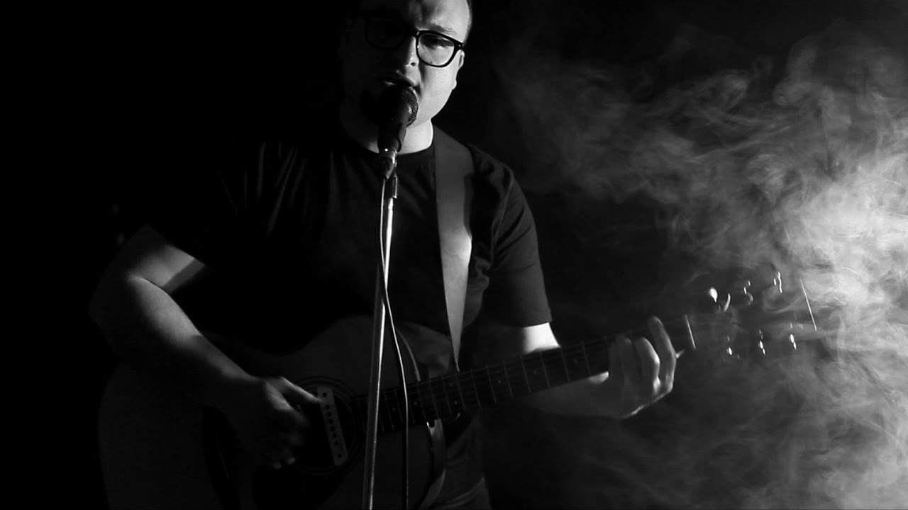 Pier Noshi & Jens - In the dark (Official Video)