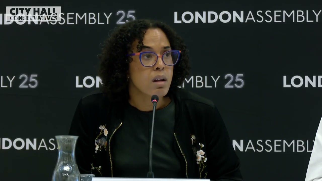 Полицейские участки закрываются — Садик Хан знал об этом всё это время?! | Сьюзан Холл AM