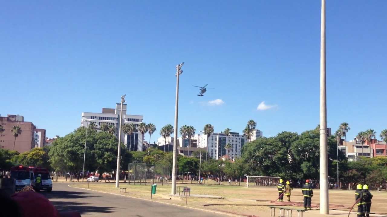 Vitimas de Santa Maria chegando a Porto Alegre - YouTube