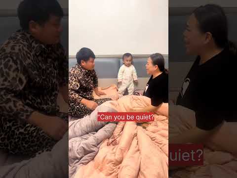 Crying bag: Stop fighting! Didn’t you two realize that your daughter is alone? #Parent-child in