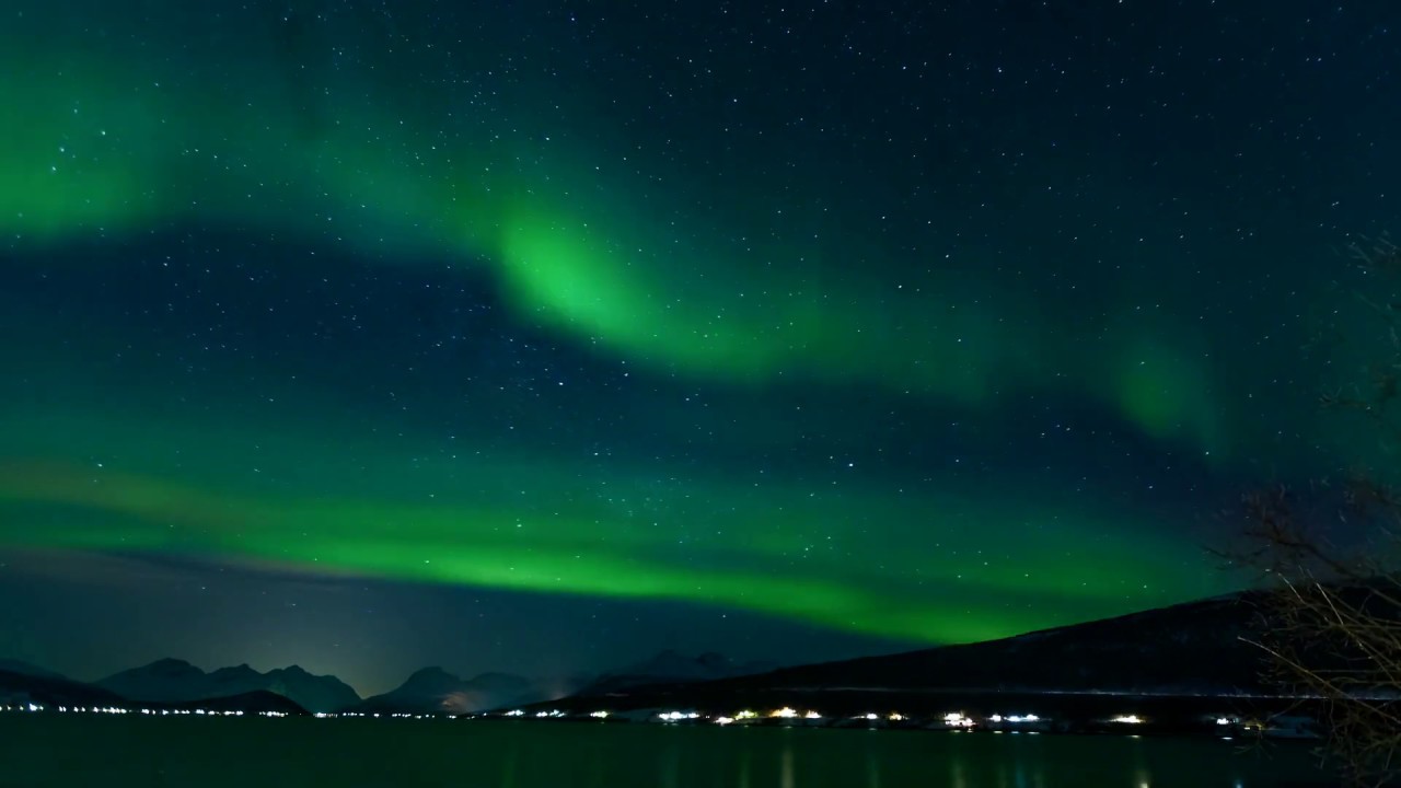 4K Northern Lights Slowed Down HD