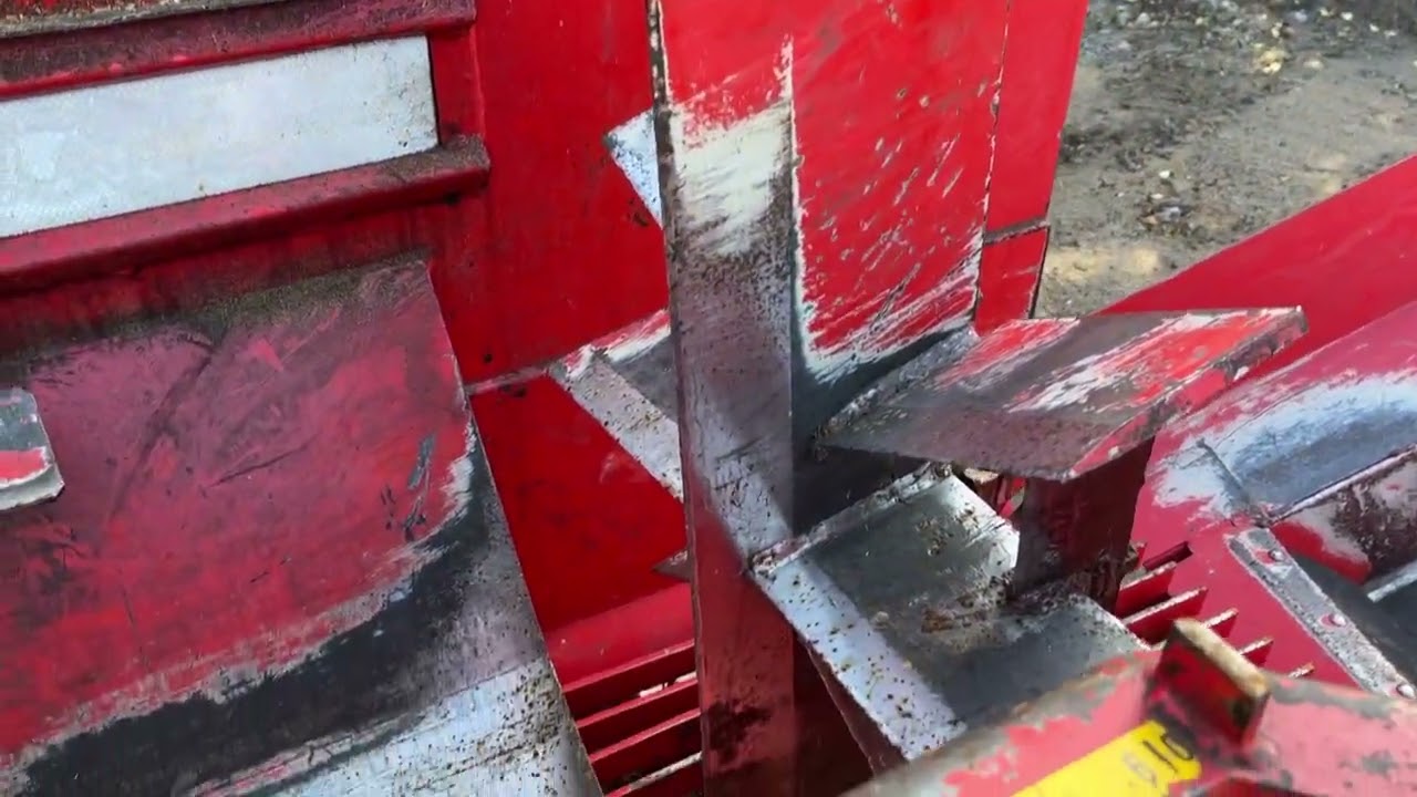 Köp Vedmaskin Hakki Pilke Big X 47 på Klaravik