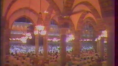 ٦٨  سورة القلم من الحرم المكي تلاوة الشيخ علي بن جابر