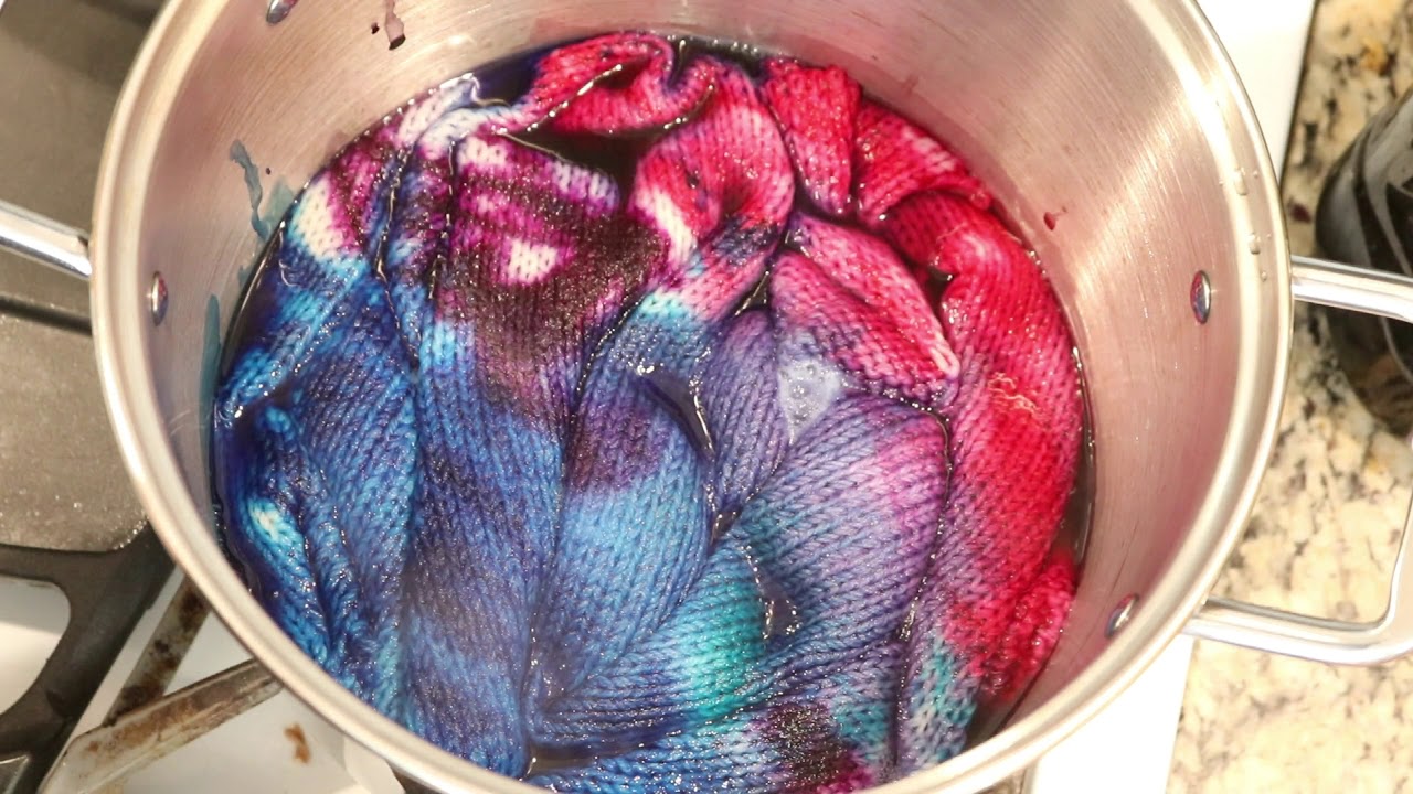 Dyepot Weekly #79 - Space Dyeing a Sock Blank with Tulip One Step Tie Dye on the Stove