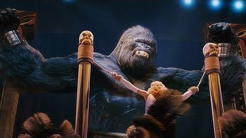 Kong Escapes Scene - Kong