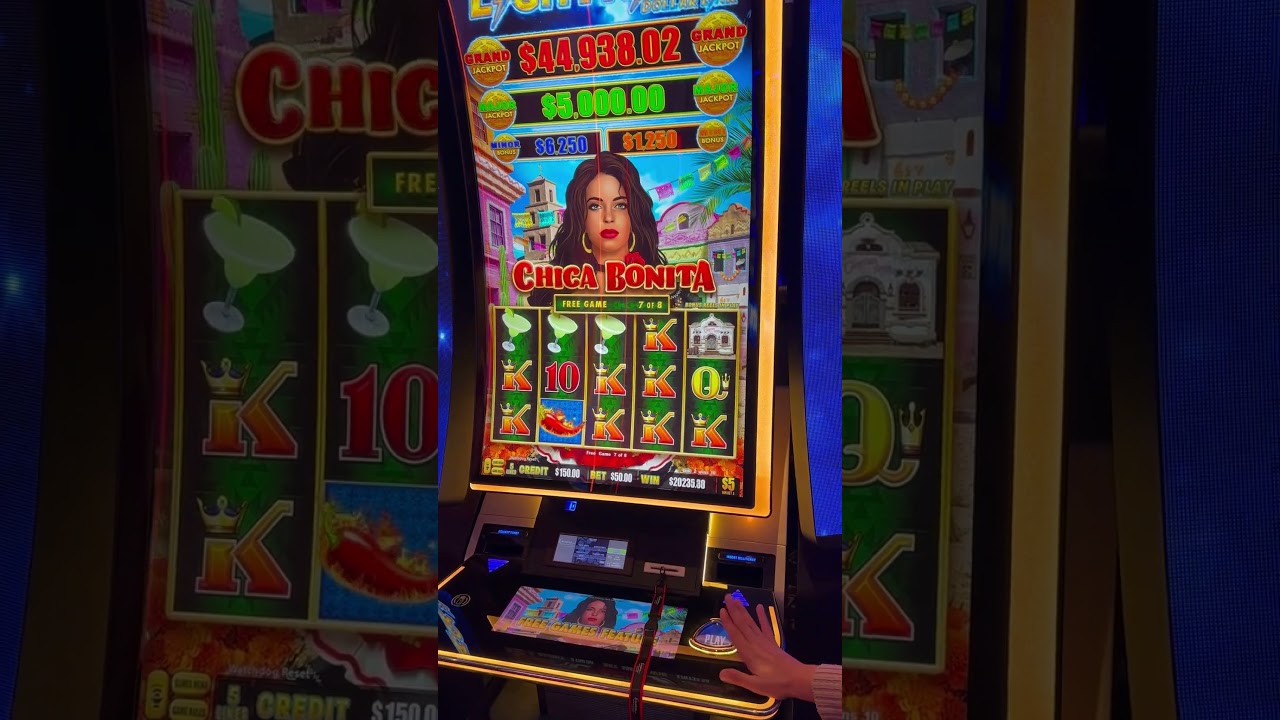 Part 3 slot machine malfunction. massive jackpot machine glitch 