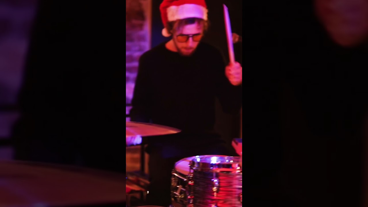 Lonely This Christmas ❤️ 