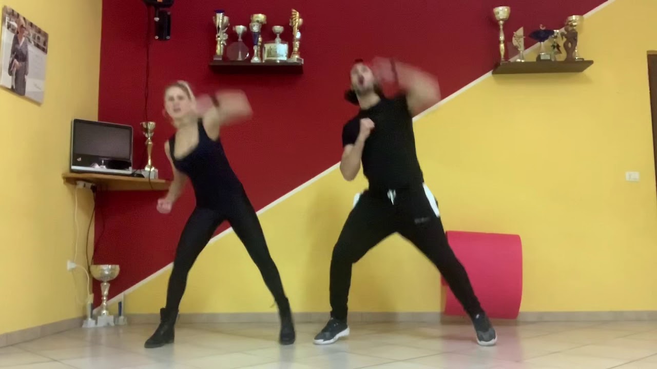 Dance Fitness Tutorial Conga 🎉 YouTube