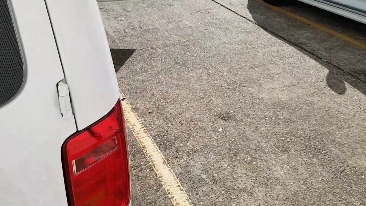 2017 VW Caddy reverse camera installed to factory screen 😎 - YouTube