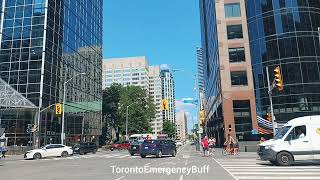 (HORN-FAILURE TO YIELD-TRAFFIC) Toronto Fire Services Squad 313 Responding
